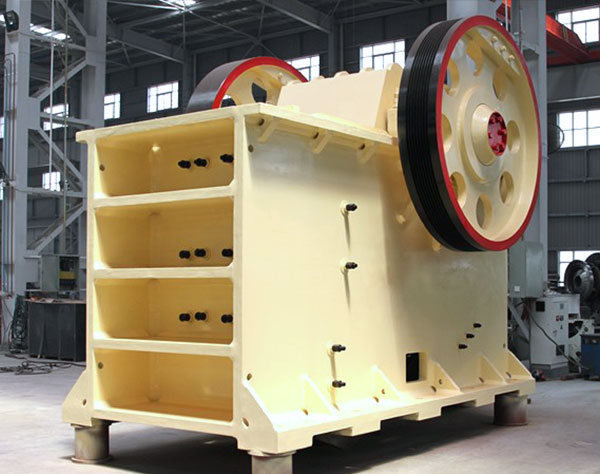 耐磨鄂板易磨损的改进